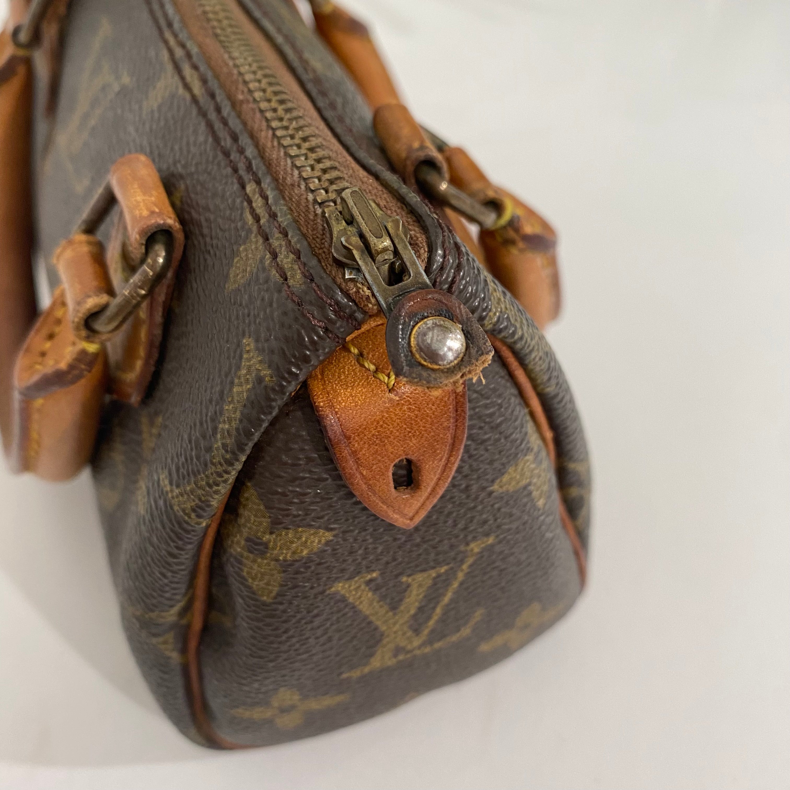 New Bag🎉. Louis Vuitton Loop Hobo Unboxing! My Thoughts , What Fits , Mod  Shots/ StardustLV 