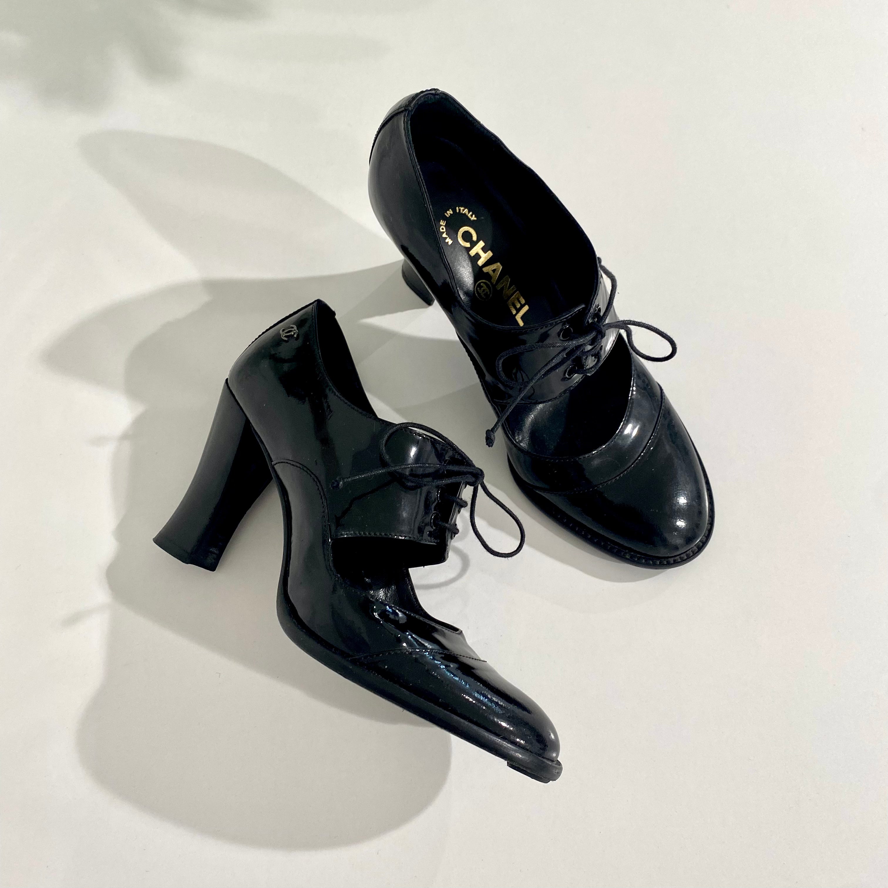 Chanel Vintage Oxford Heels