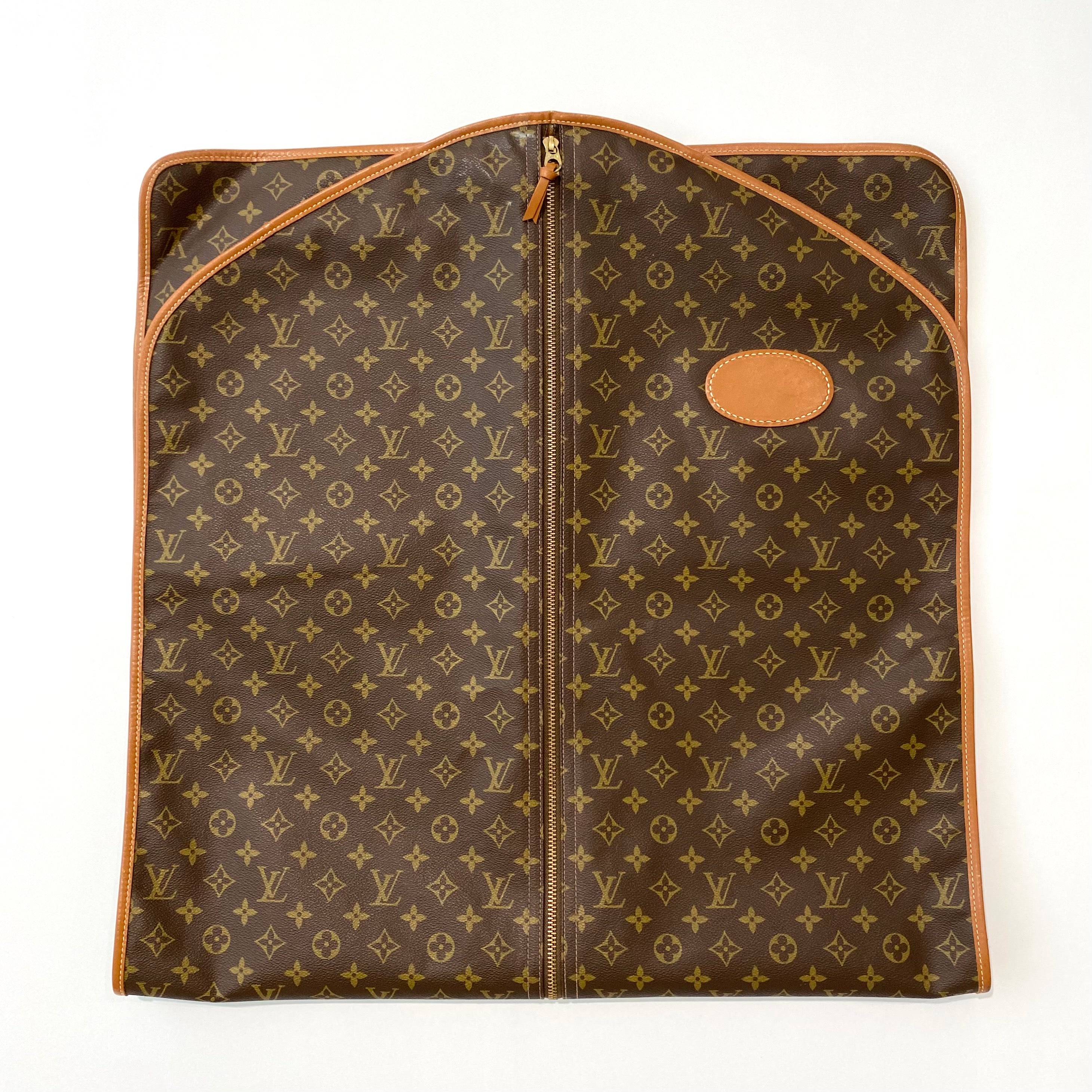 Vintage Louis Vuitton Large Folding Garment Monogram Luggage, circa 1970.  at 1stDibs  vintage louis vuitton suit bag, vintage louis vuitton garment  bag, louis vuitton garment bag vintage