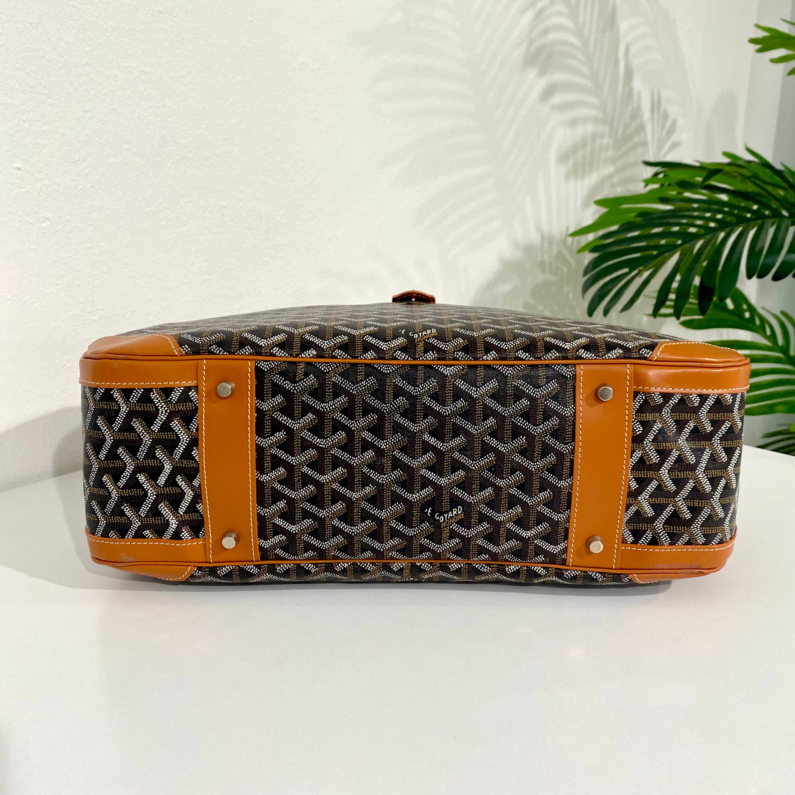 Musings of a Goyard Enthusiast: August 2011