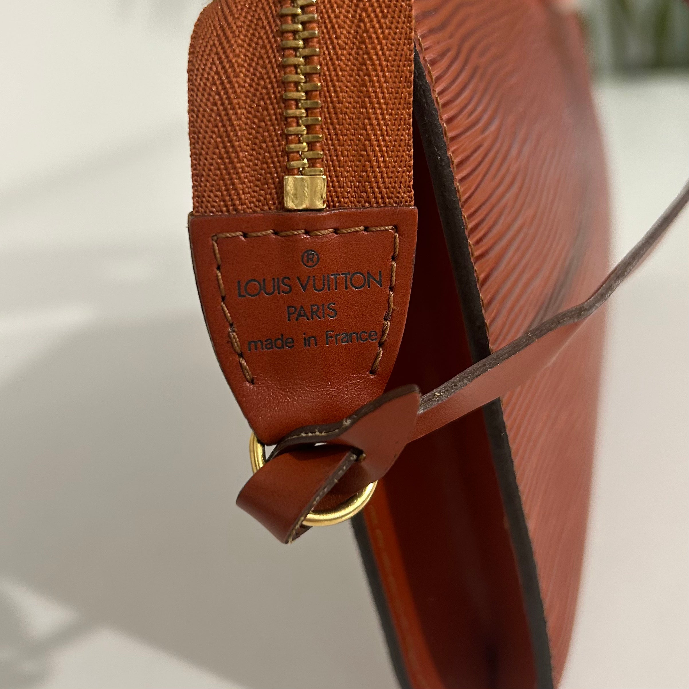 Louis Vuitton Vintage Brown Epi Pochette