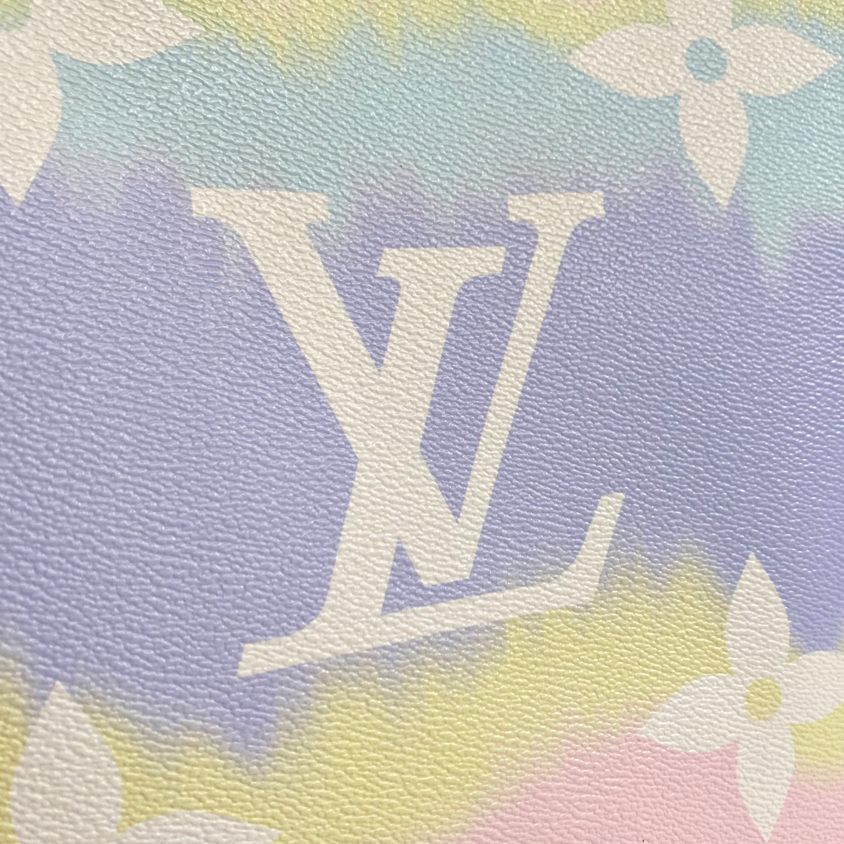 NEW Louis Vuitton Pastel Escale OnTheGo Tote GM – Dina C's Fab and Funky  Consignment Boutique
