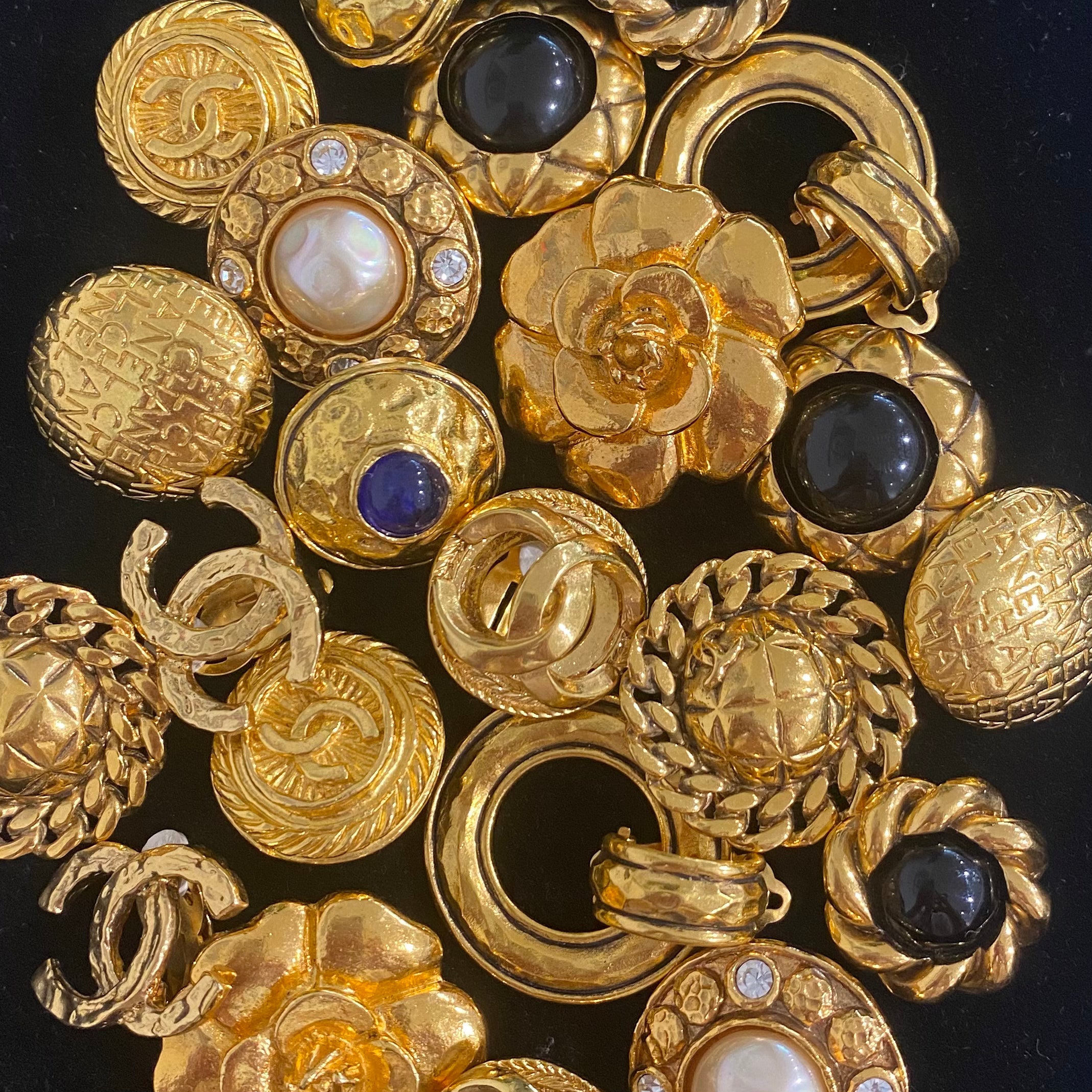 Authentic vintage Chanel earrings rhinestone CC gold heart dangle